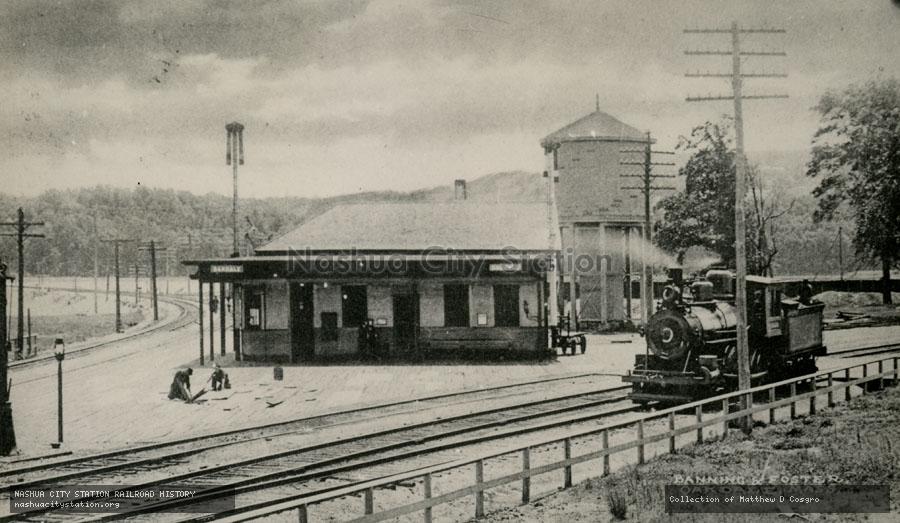 Postcard: Boston & Maine Railroad Station, Oakdale, Massachusetts